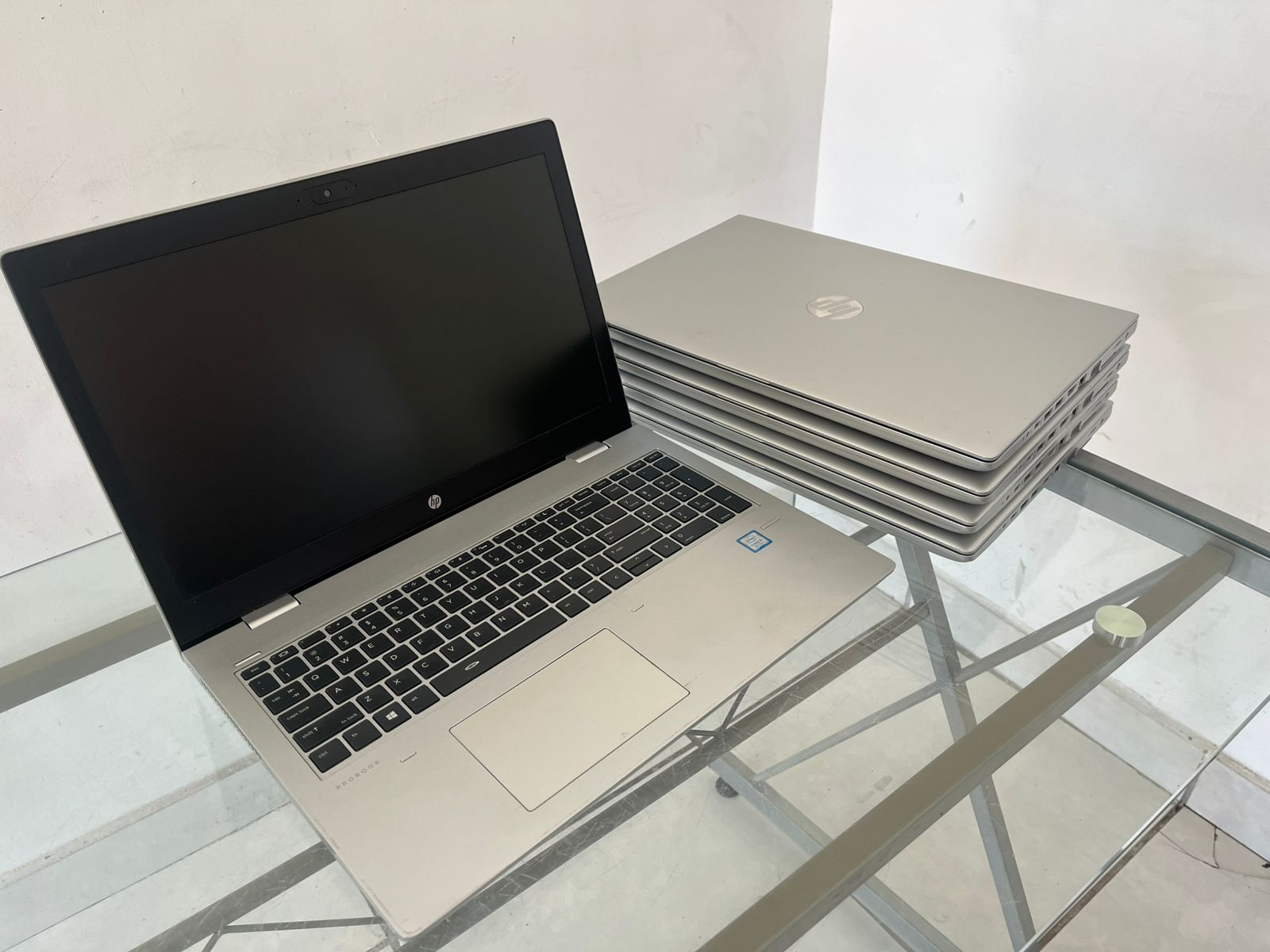 Laptop medio uso Hp Laptop Hp core i5 6 gen 256 gb ssd 16 gb ram